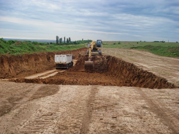 Foundation Digging in Gainesville