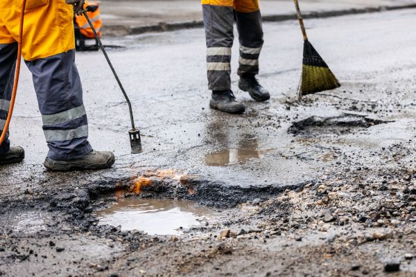 Cost of Gravel Pothole Repair in Gainesville